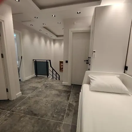 Villa Sunny In Kale Ici 7 Persoons Antalya